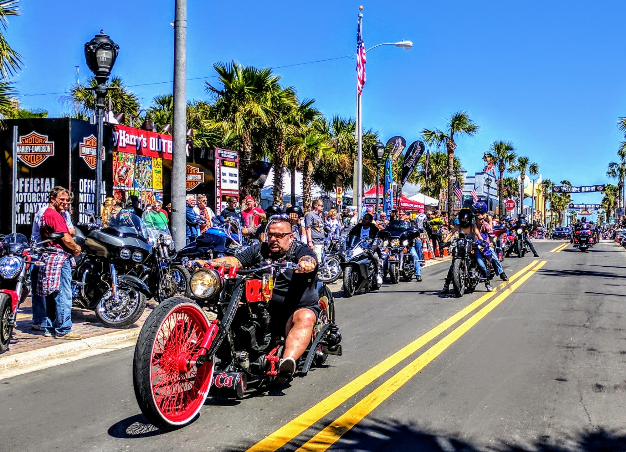 Blue Skies all Weekend at Last Week of Bike Week