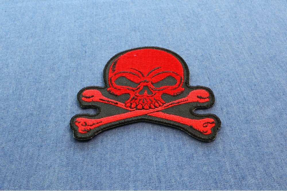 Crossed Wrench skull with chain link border Embroidered Patch